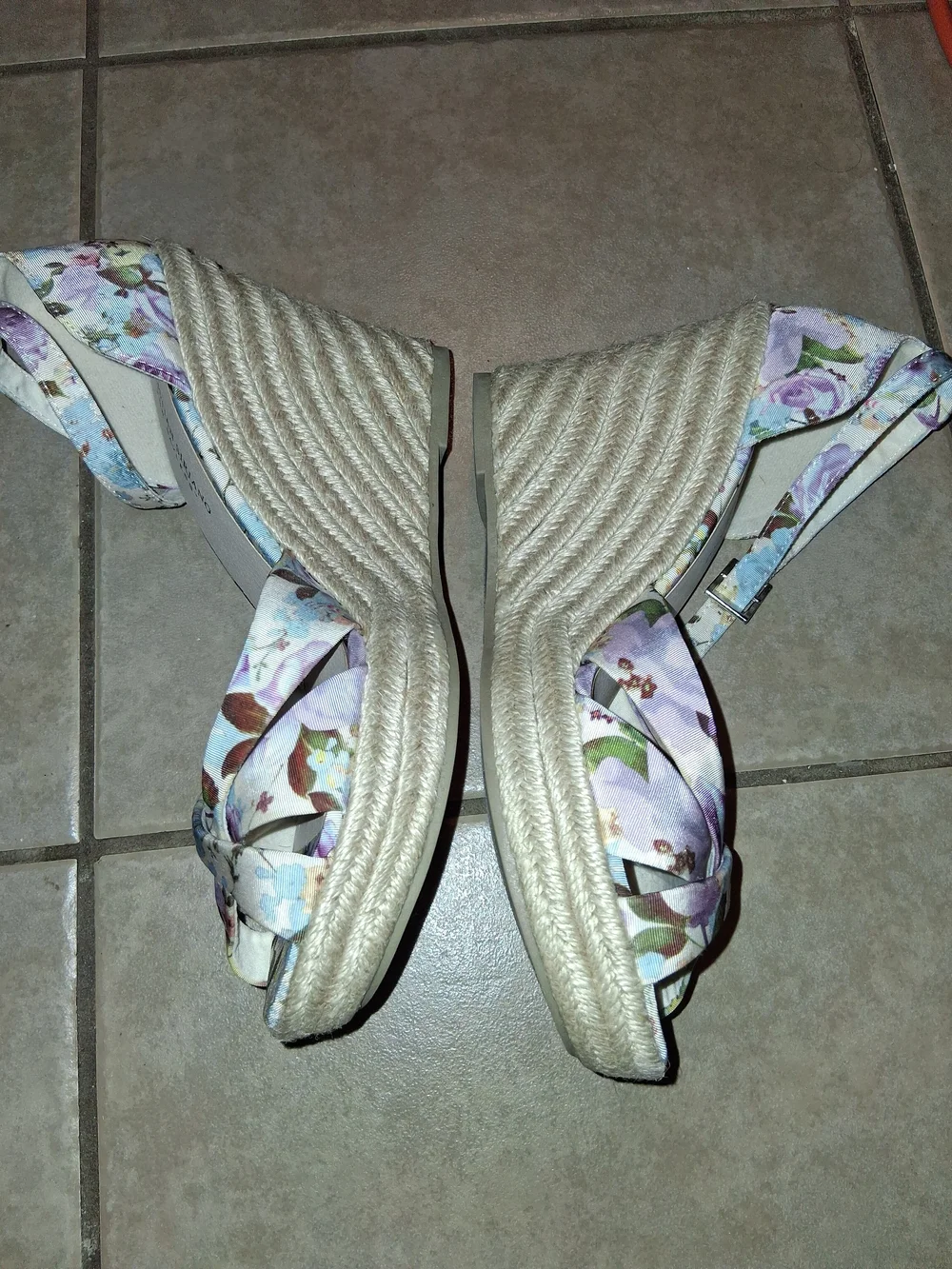 Christian Siriano Floral Ankle-Strap Wedge Sandals - Purple Multi